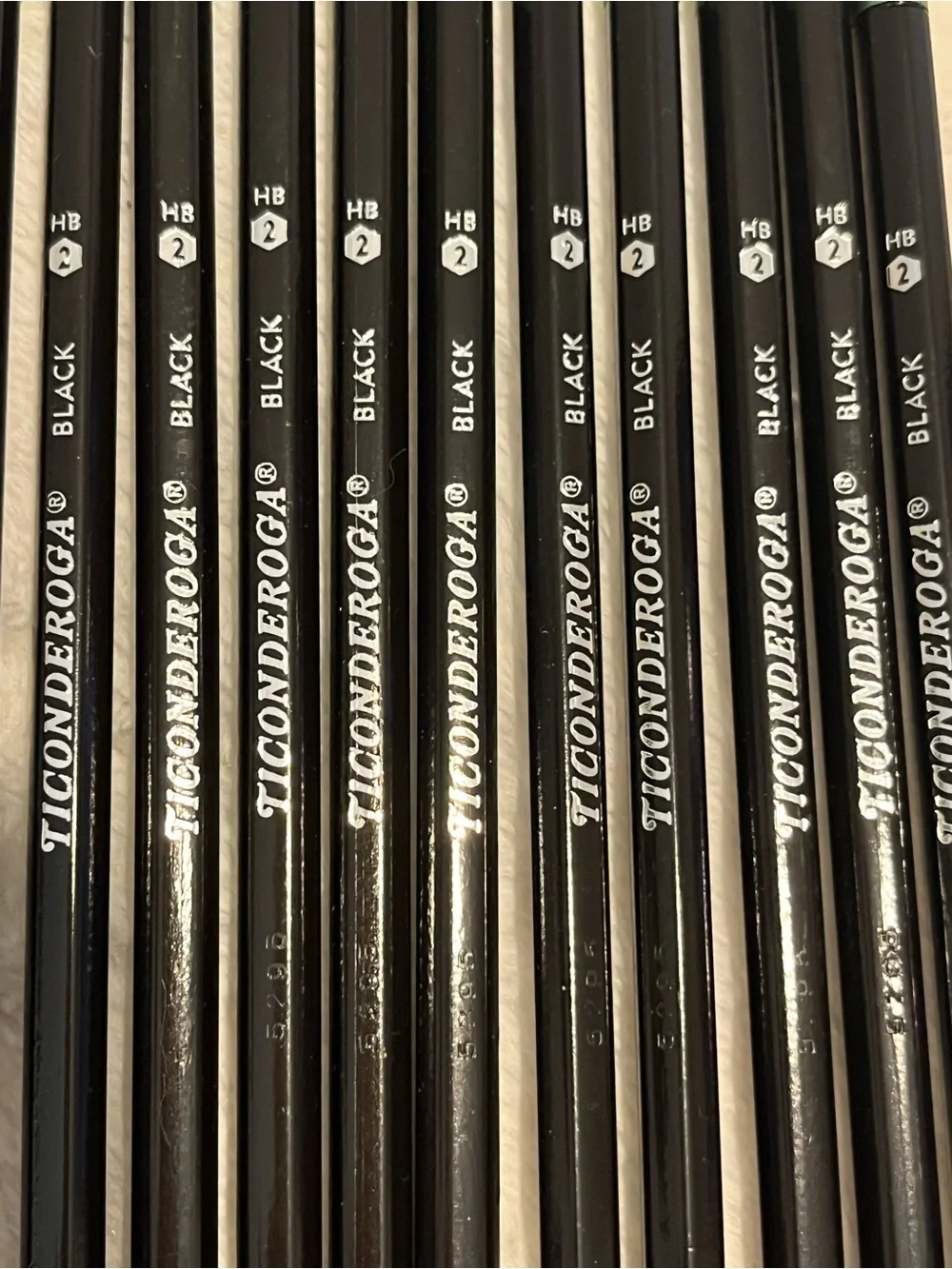 Ticonderoga lot classic